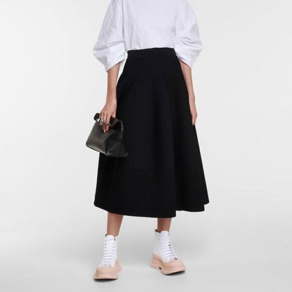 Alexander McQueen Tread Slick Boots size 37 - Picture 3 of 13